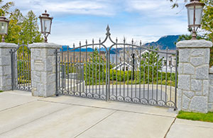 Ornamental Fencing in Cleveland OH